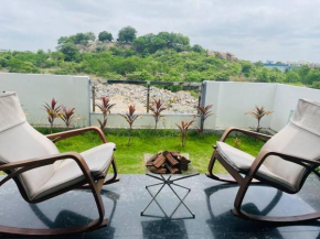 Modern Holiday Home with 5 Bedrooms, Hyderabad